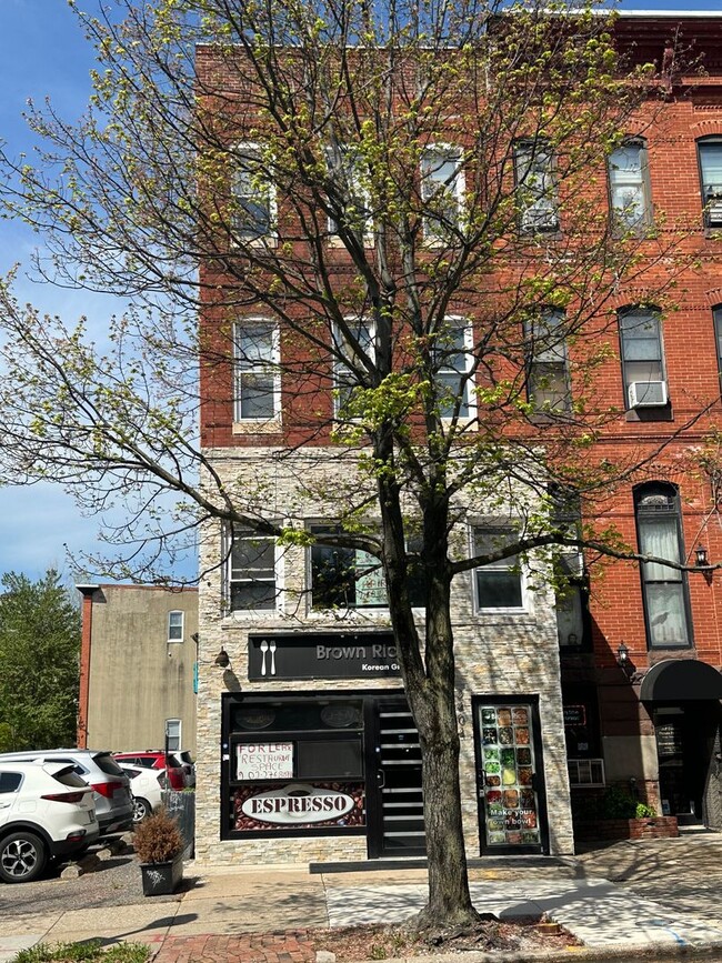 Building Photo - 2404 N Charles Street