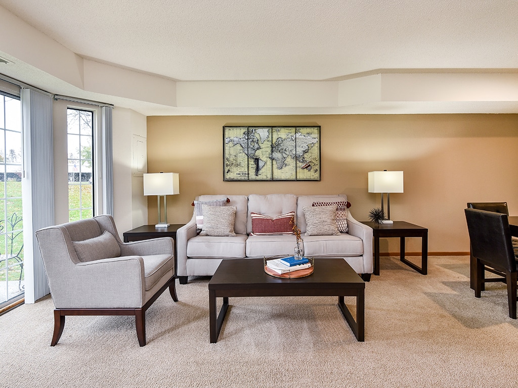 Primary Photo - Birch Lake Townhomes