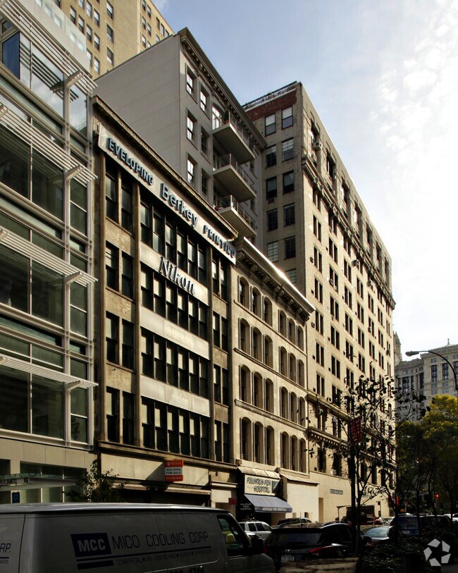 Primary Photo - 8-10 Warren St