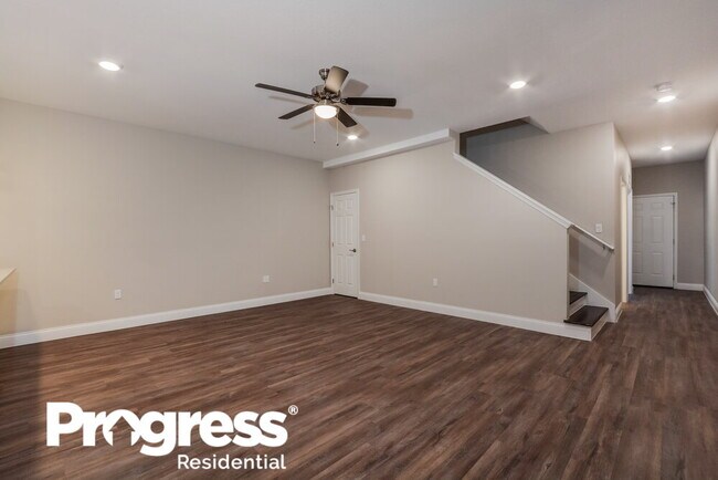 Building Photo - 92 Eleven Oaks Cir