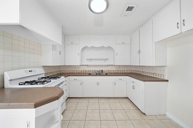 Foto del edificio - 404 Milwaukee St