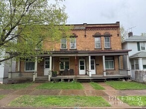 Building Photo - 1214 E 3rd St
