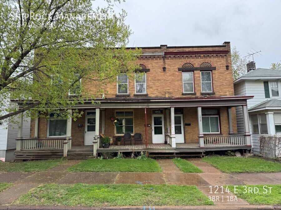 Foto principal - 1214 E 3rd St