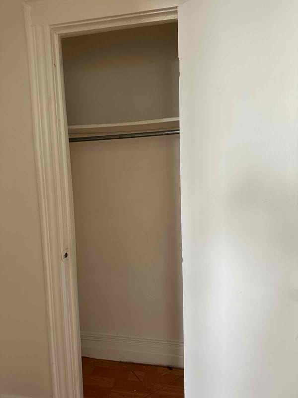 Building Photo - 1 Bronxwood