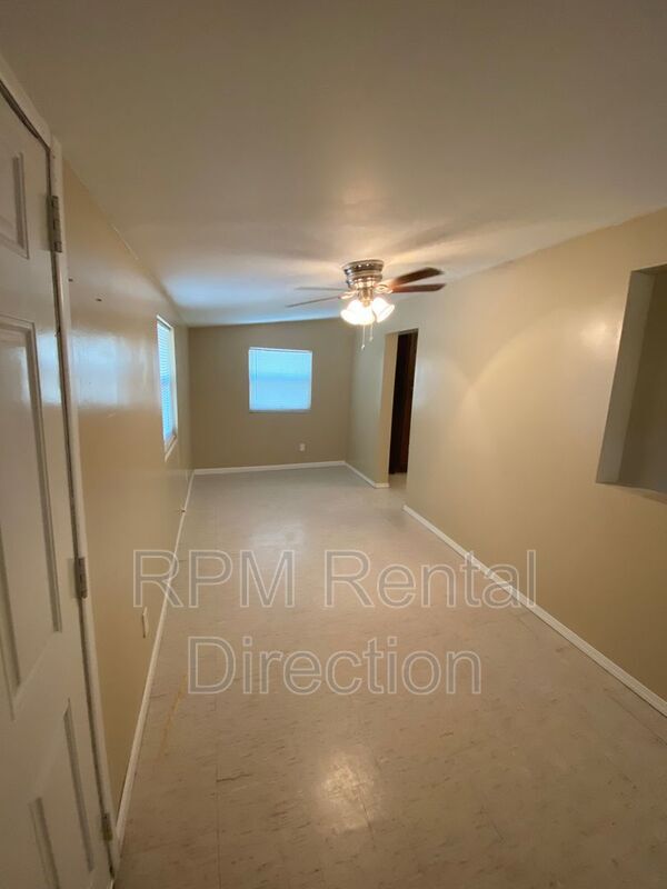 Building Photo - 370 Broward Ave