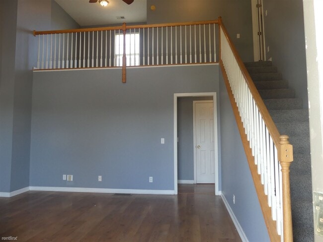 Building Photo - 2 br, 1.5 bath Duplex - 133 Hunter Ridge D...