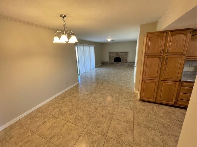Foto del edificio - 4838 W Mountain View Rd