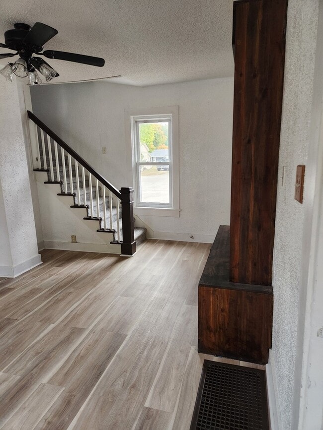 Building Photo - 211 S Morgan St