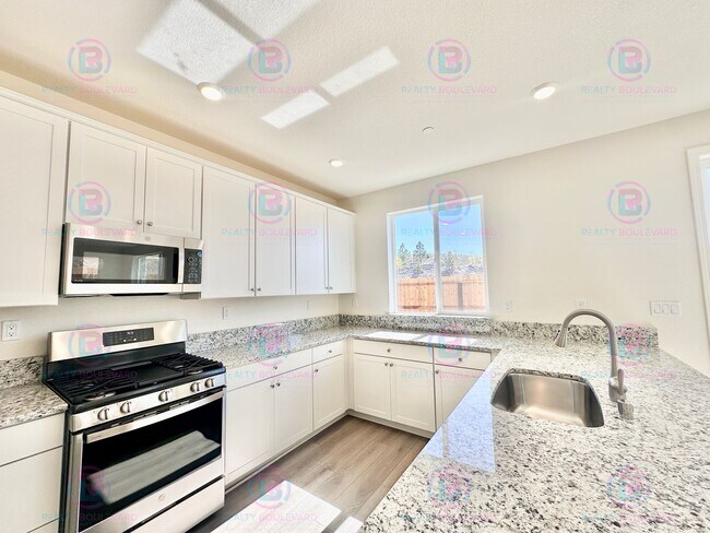 Foto del edificio - Brand New Lennar Home in the Five Ridges C...