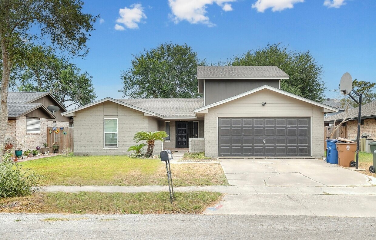 Primary Photo - 4805 Fern Forest Cir
