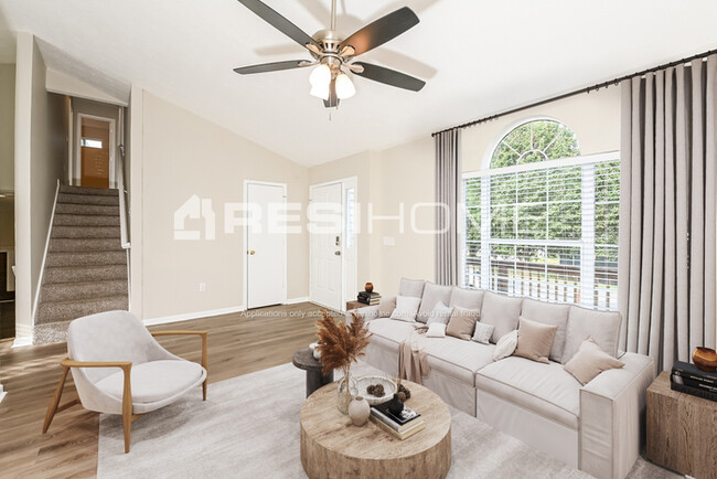 Foto del edificio - 3776 Riverside Pkwy