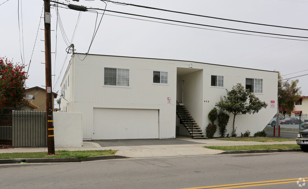 Building Photo - Grant Apartments