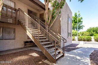 Building Photo - 520 N Stapley Dr
