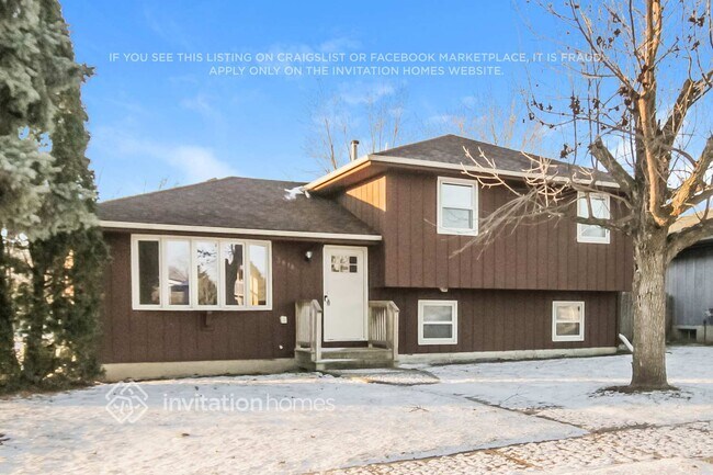 Foto del edificio - 3818 Jonathan Simpson Dr