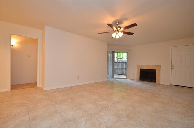 Foto del edificio - 9700 Leawood Blvd