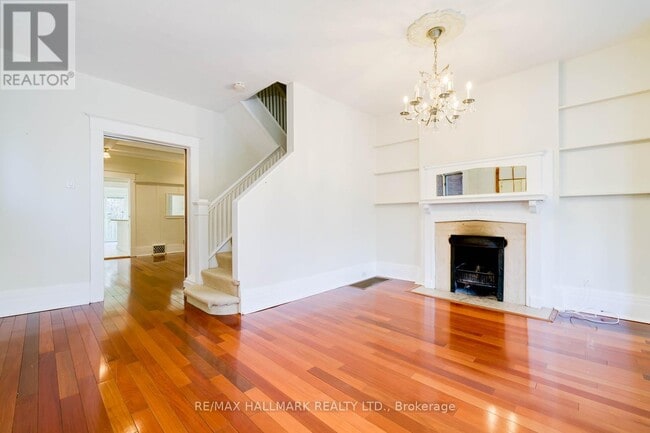 Building Photo - 169 Balsam Ave