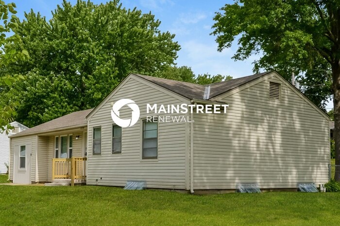Primary Photo - 4 Bedroom Pet-Friendly Home in INDEPENDENC...