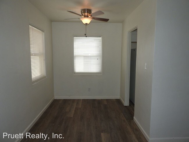 Building Photo - 737-739 Ensenada Ct