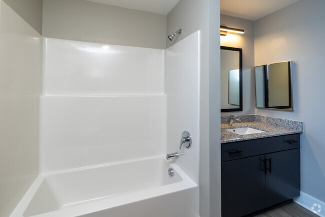 2BR, 2BA - 1,138SF - Primary Bathroom - Dunean Creek