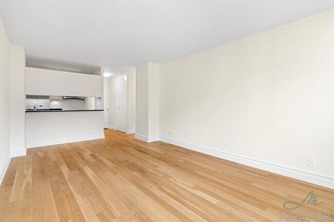 Foto del edificio - 1 bedroom in New York NY 10023