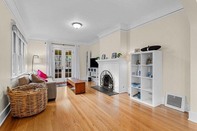 Foto del edificio - Gorgeous Wash Park Bungalow!