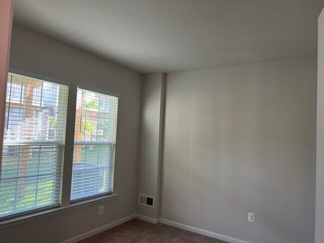 Foto del edificio - Amazing SFH 4Bd/3.5Bth TH in Hanover!