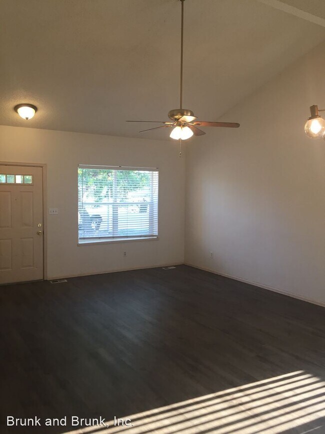 Building Photo - 3 br, 2 bath House - 4575 Morning Mist