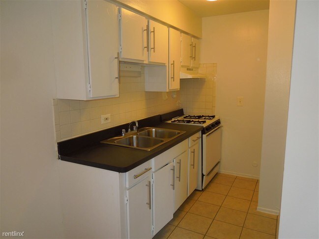 Foto del edificio - 514 W Barry Ave