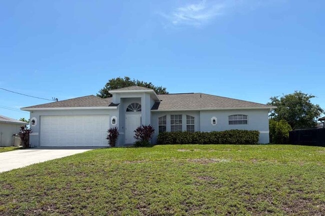 Building Photo - 2124 NW 18th Ave