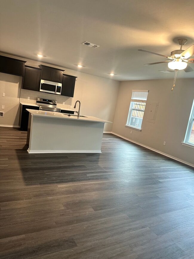 Building Photo - First Month Free!