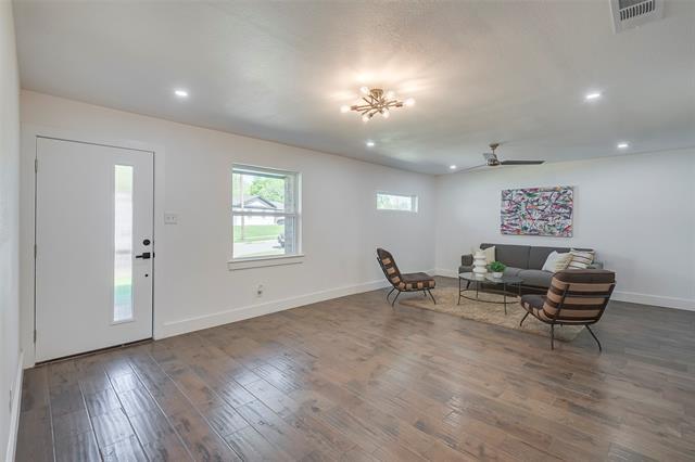 Building Photo - 6338 Hidden Trail Dr