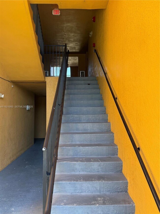 Foto del edificio - 2200 E Preserve Way