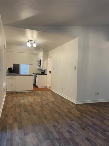 Foto del edificio - 2302 Mercedes Rd