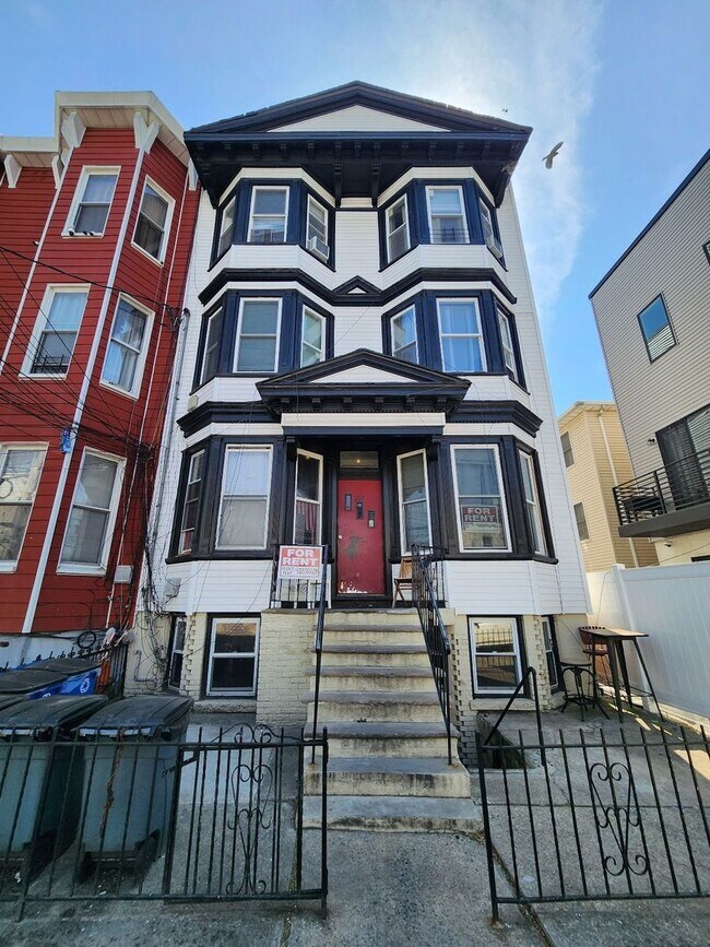 Foto del edificio - 2 Bedroom Condo Apartment in Jersey City NJ