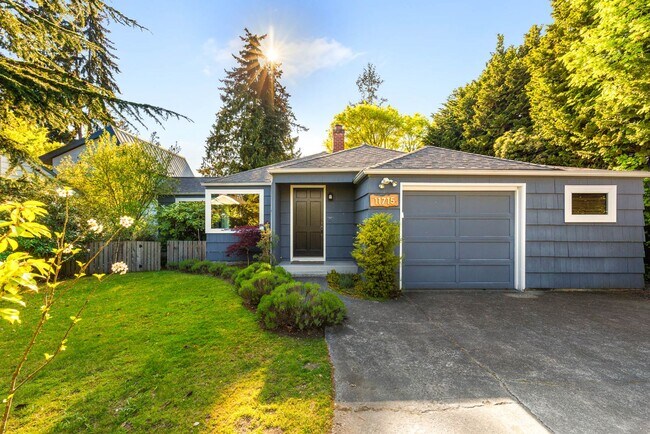 Foto del edificio - 11715 3rd Ave NW