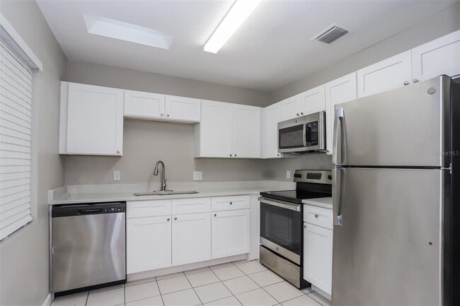 Building Photo - 1301 Farragut Dr N