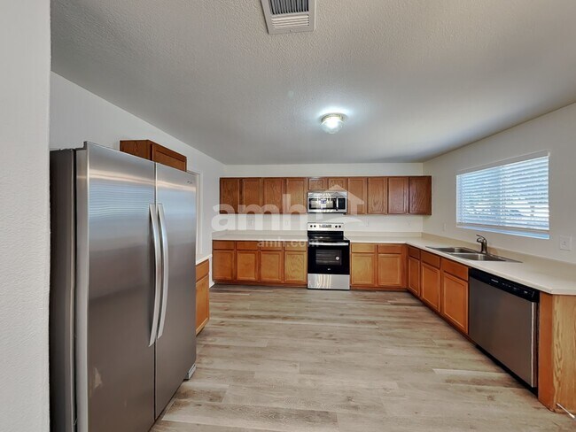 Building Photo - 7607 Presidio Creek