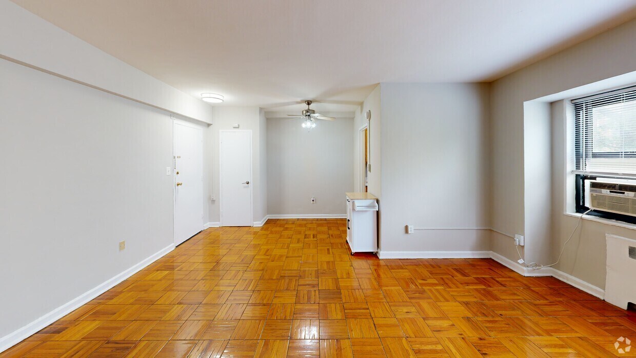 Photo - The Diplomat Apartments