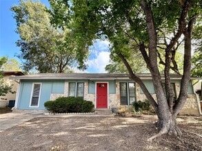 Building Photo - 2231 Palmera Cove