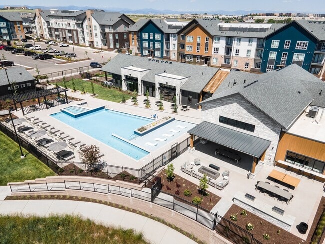 Building Photo - The Alder