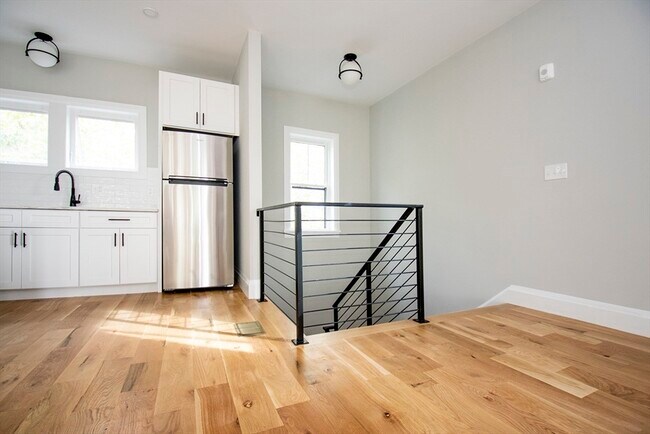 Foto del edificio - 348 Chelsea St