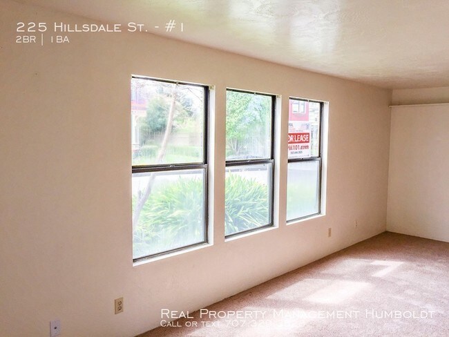 Building Photo - 225 Hillsdale St