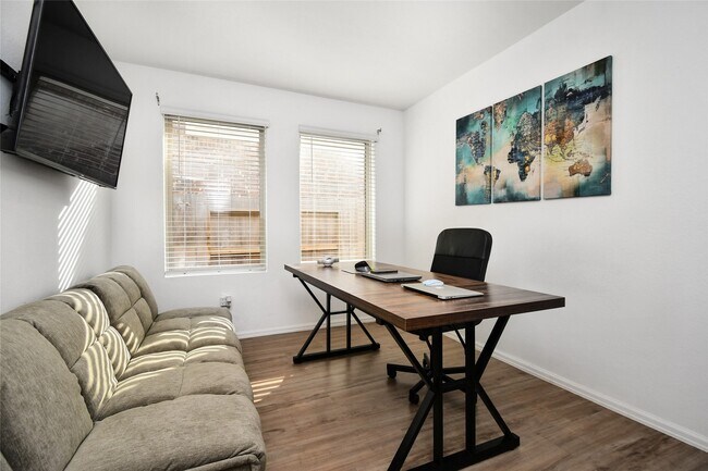 Foto del edificio - 27023 Breakaway Ln