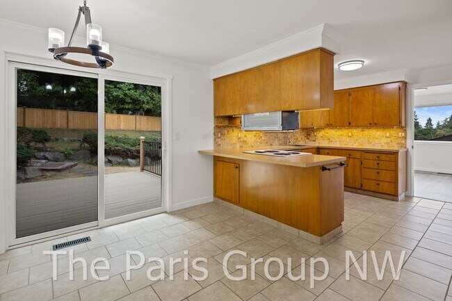 Building Photo - Lovely 2025 Remodeled Shoreline 4BR in Ric...