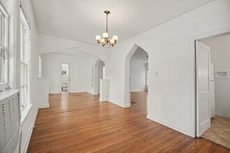 Building Photo - 4408 Yoakum Blvd