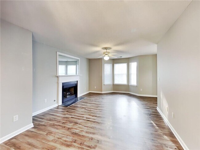 Foto del edificio - 2755 Ivey Park Dr