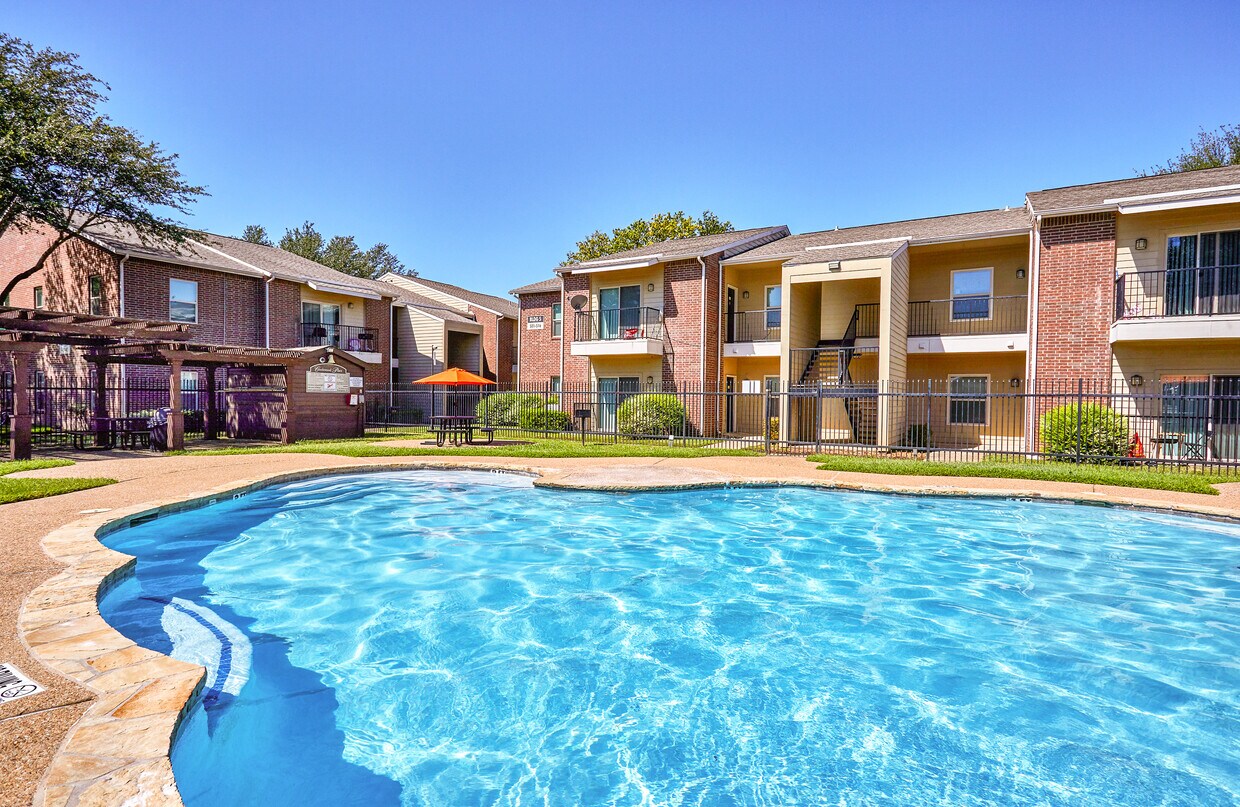 Foto principal - Creekwood Place