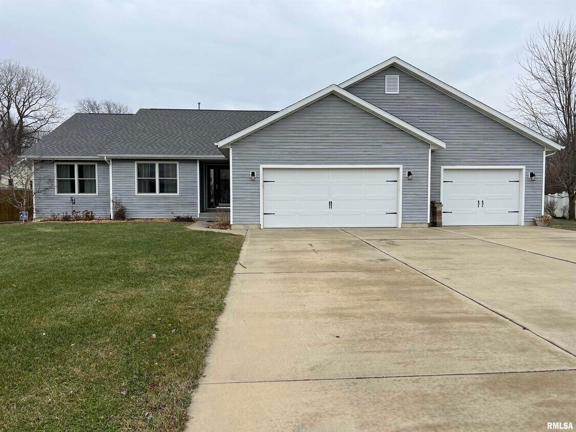 Foto principal - 850 Cornsilk Ct