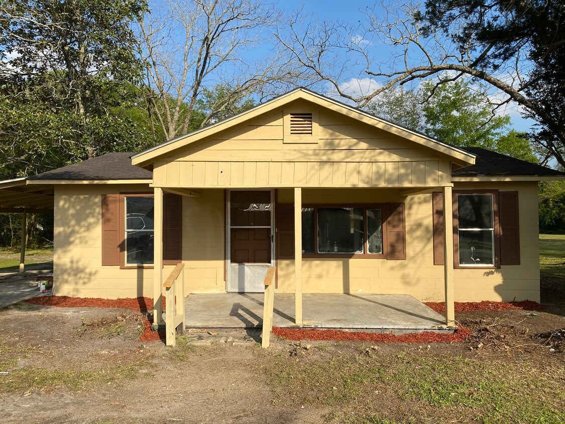 413 S Oak St, Adel, GA 31620 House Rental in Adel, GA