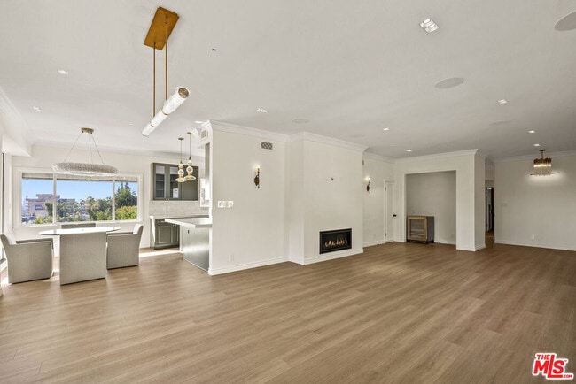 Building Photo - 1326 Londonderry View Dr